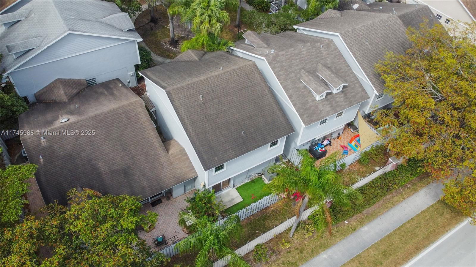 Real estate property located at 14619 122nd Pl, Miami-dade, Deerwood Villas Sec 3 Rep, Miami, FL