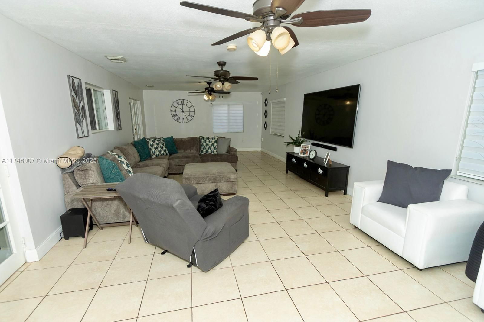 Real estate property located at 15231 177th Ter, Miami-dade, Majestic Estates, Miami, FL