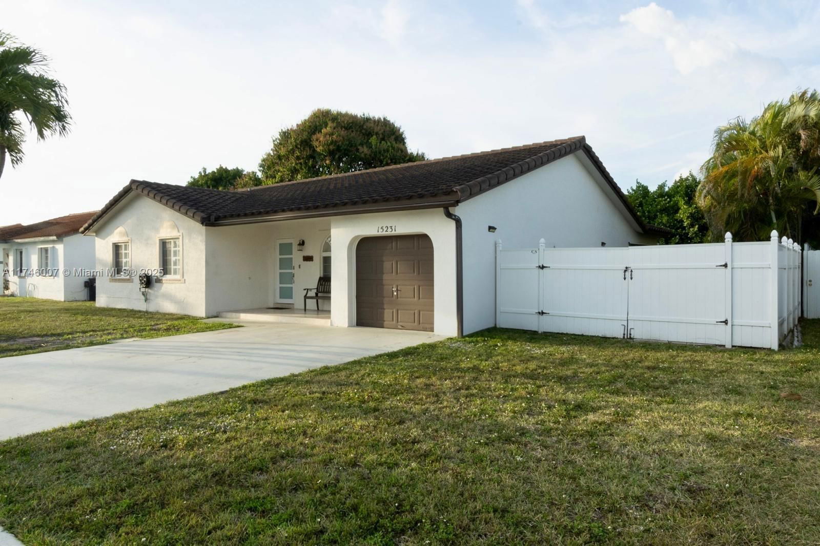 Real estate property located at 15231 177th Ter, Miami-dade, Majestic Estates, Miami, FL