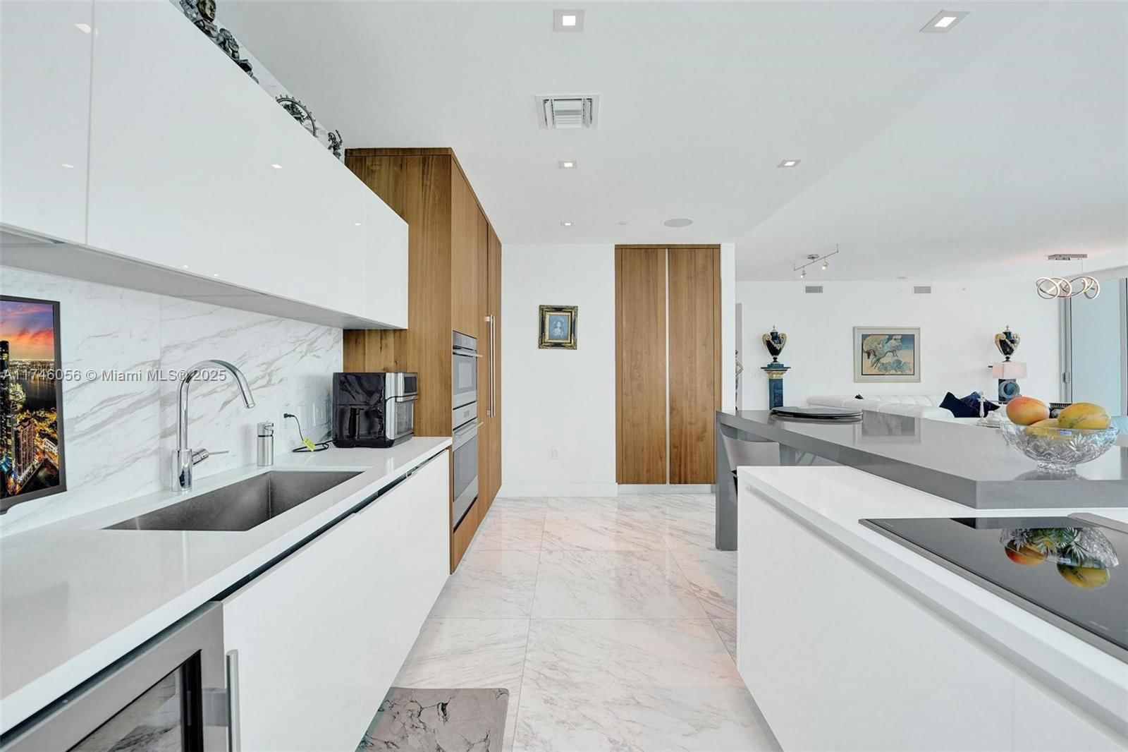 Real estate property located at 701 Fort Lauderdale Beach Blvd #805, Broward, 660, Fort Lauderdale, FL