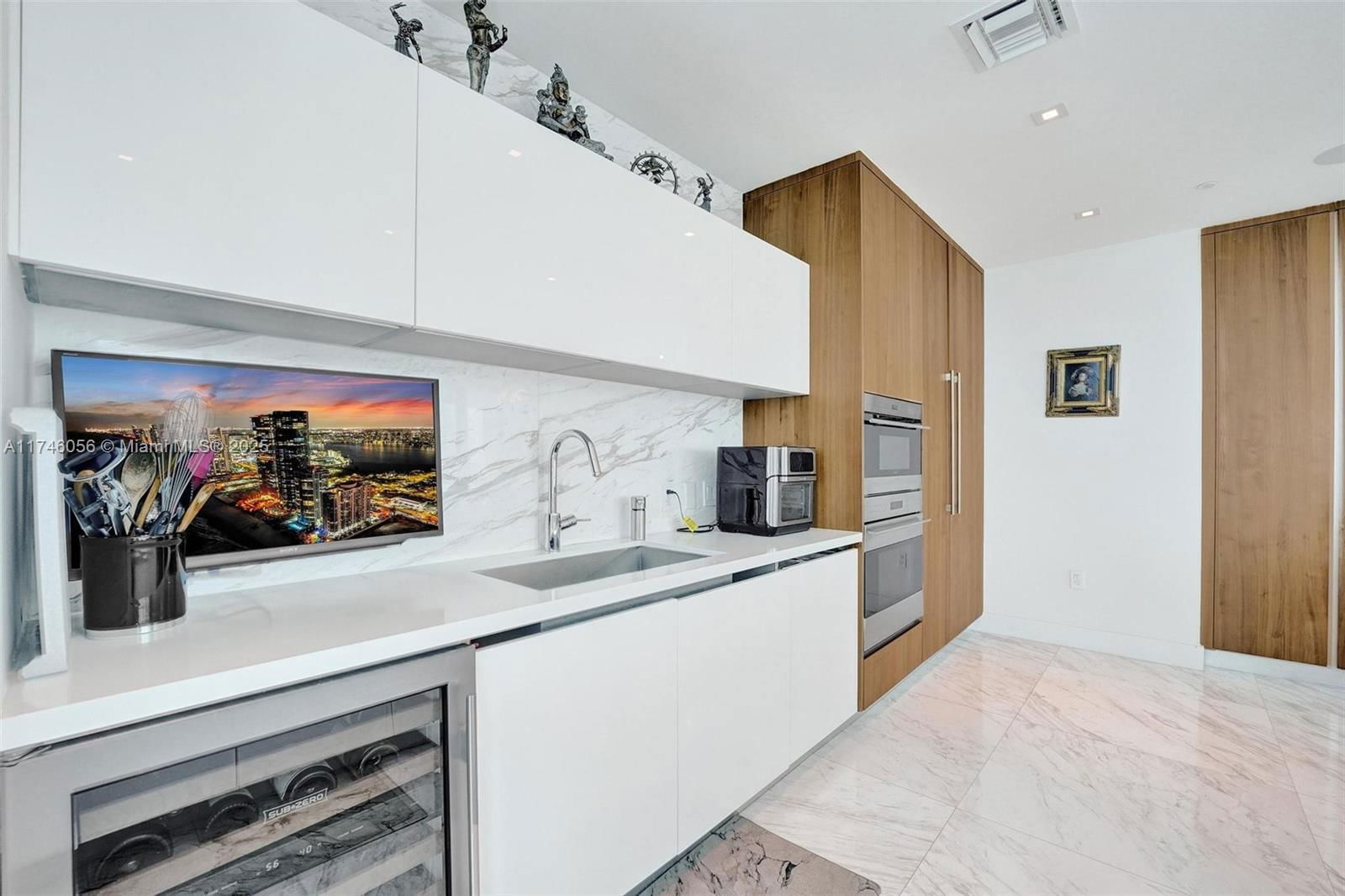 Real estate property located at 701 Fort Lauderdale Beach Blvd #805, Broward, 660, Fort Lauderdale, FL