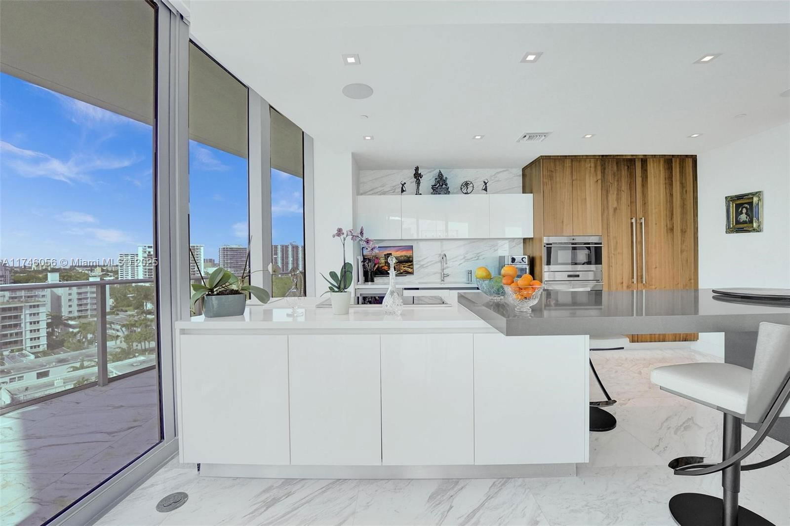 Real estate property located at 701 Fort Lauderdale Beach Blvd #805, Broward, 660, Fort Lauderdale, FL