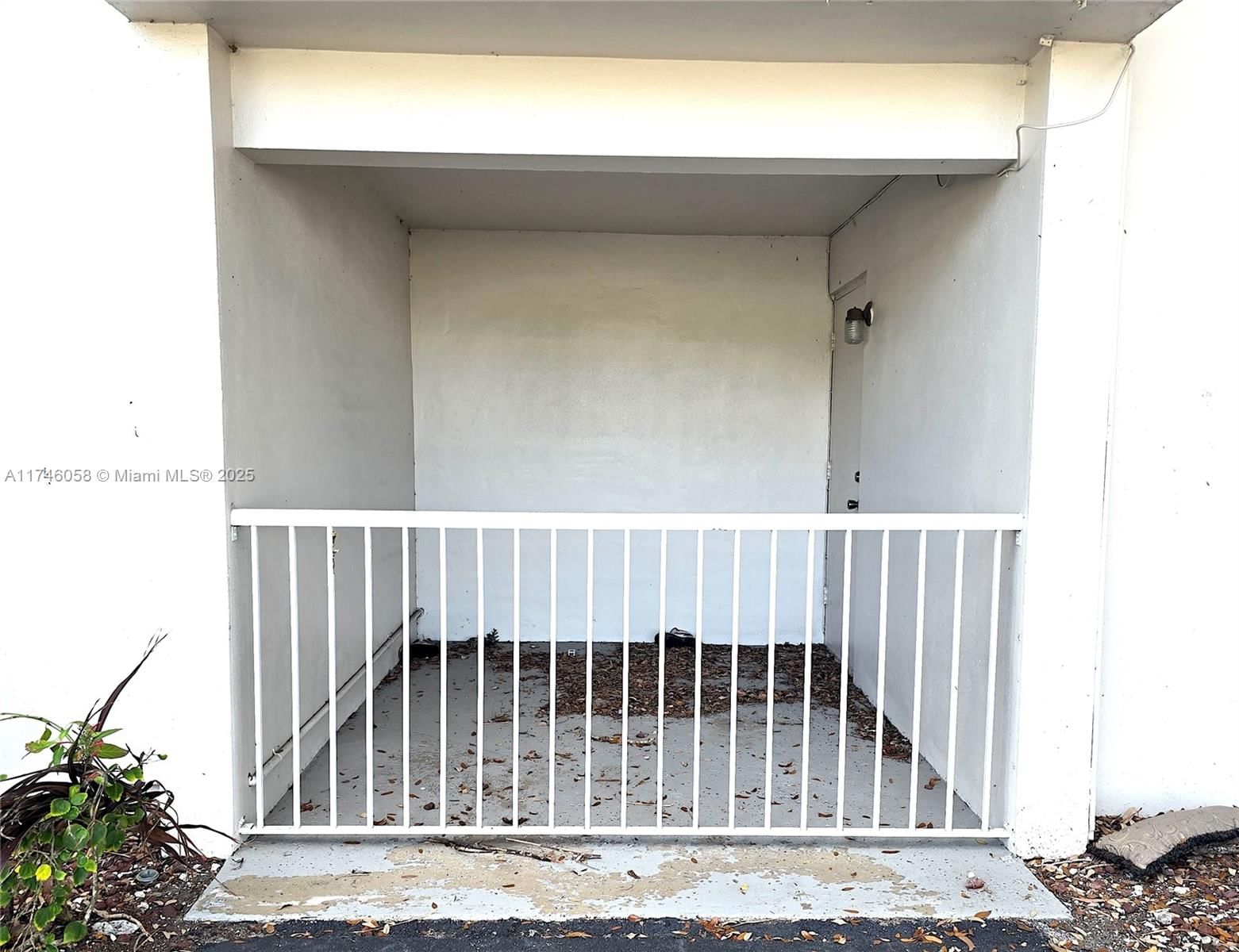 Real estate property located at 1830 Maravilla Ave. #103, Lee, Green Tree Village, Fort Myers, FL
