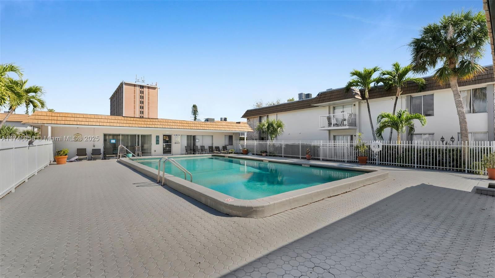 Real estate property located at 1830 Maravilla Ave. #103, Lee, Green Tree Village, Fort Myers, FL