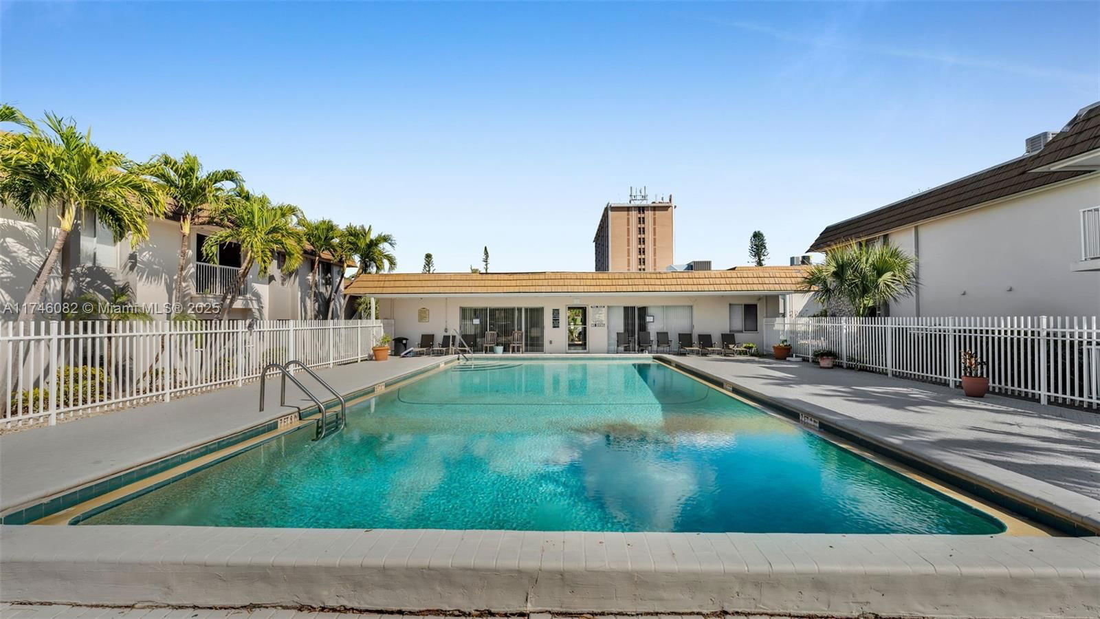 Real estate property located at 1830 Maravilla Ave. #701, Lee, Green Tee Village, Fort Myers, FL