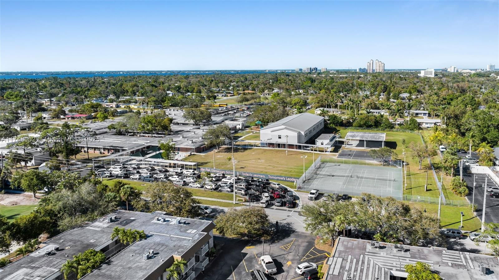 Real estate property located at 1830 Maravilla Ave. #701, Lee, Green Tee Village, Fort Myers, FL