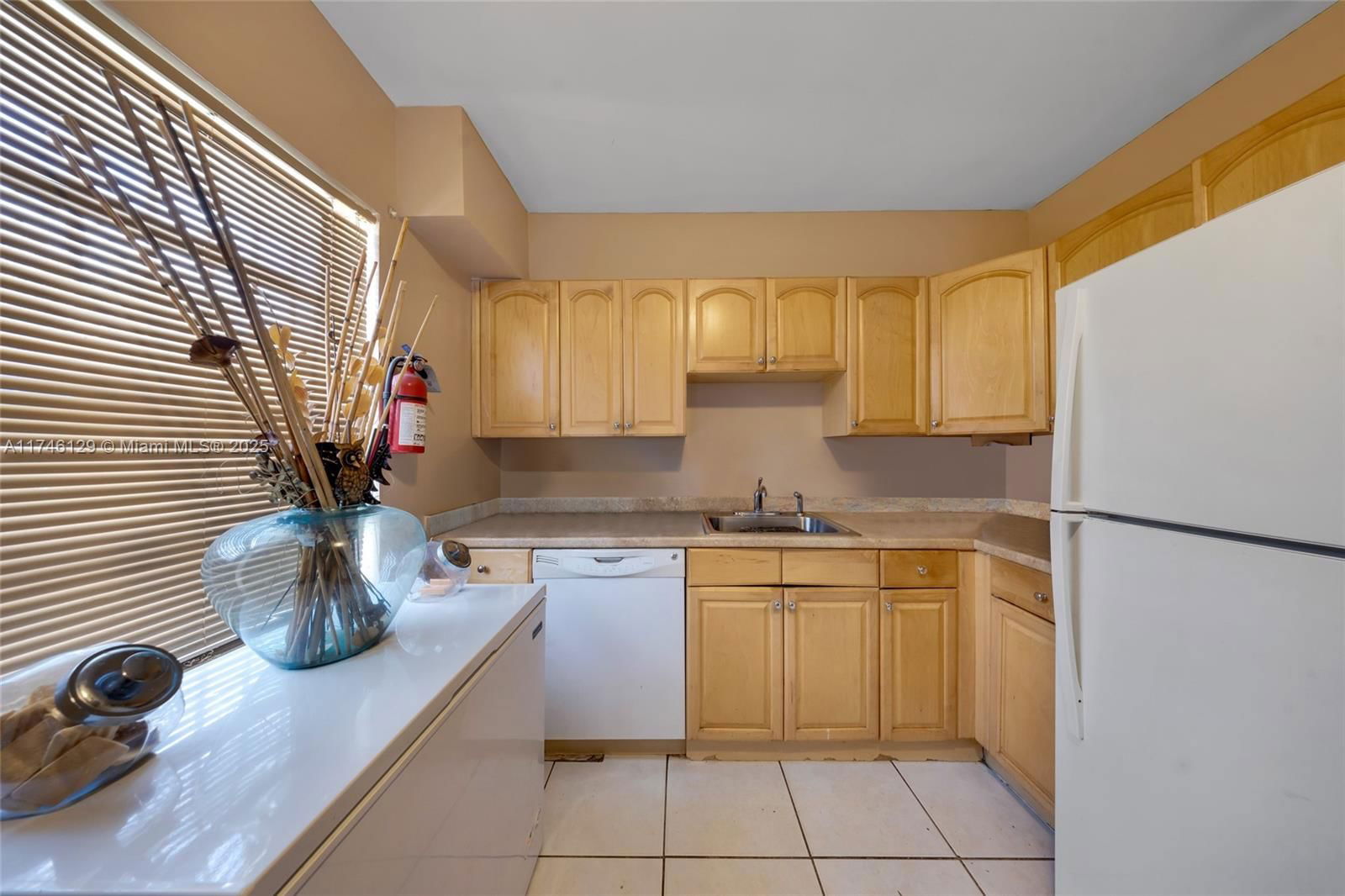 Real estate property located at 16298 45th Ave, Miami-dade, Venetian Acres, Miami Gardens, FL