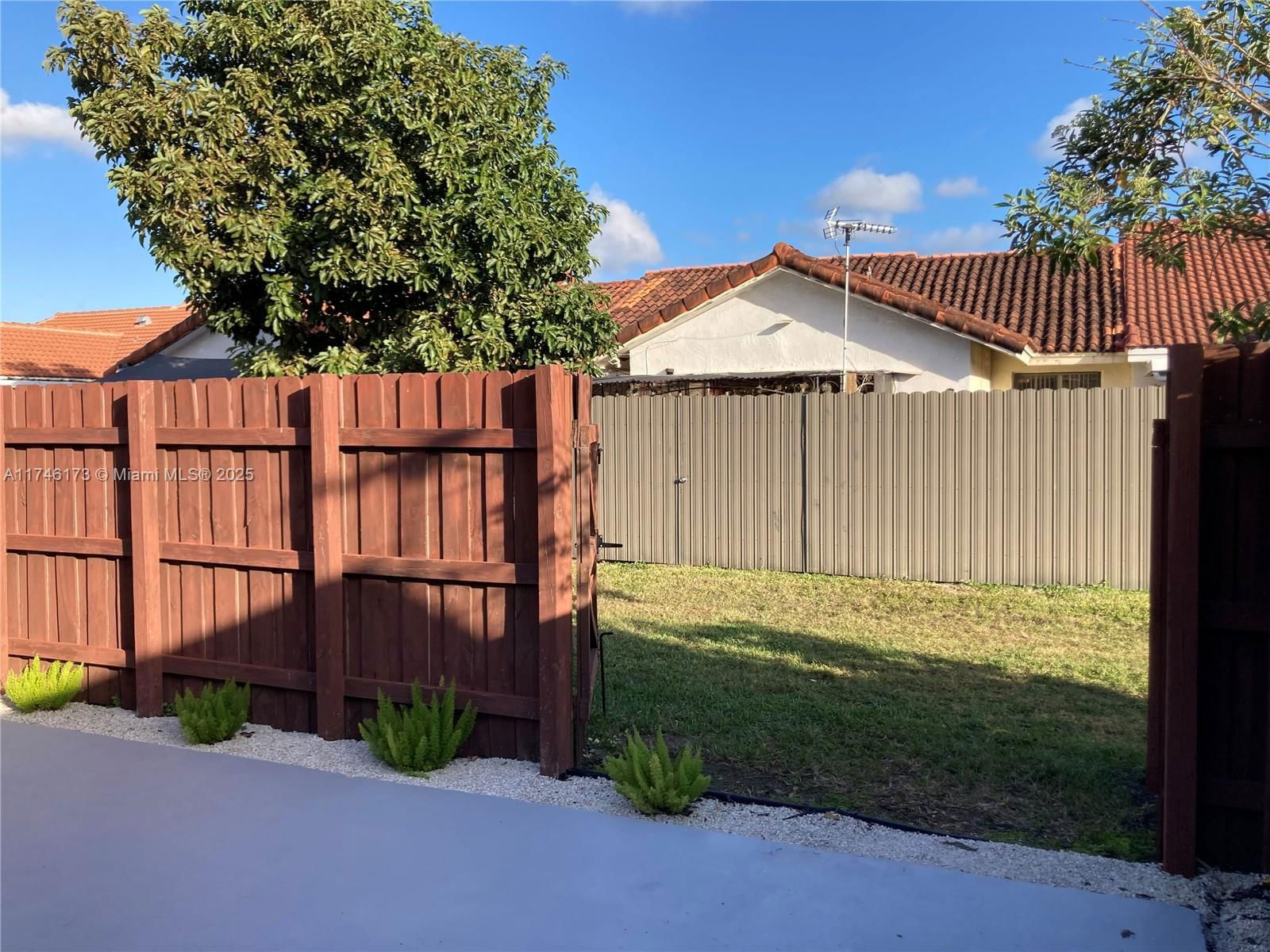 Real estate property located at 14473 50th Ln, Miami-dade, Bird Lakes Townhouse, Miami, FL