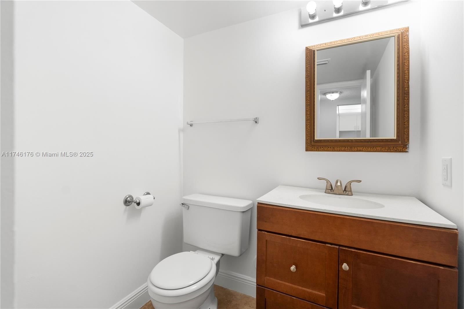 Real estate property located at 21133 85th Ave #103, Miami-dade, Cove Condo Phase Ii, The, Cutler Bay, FL