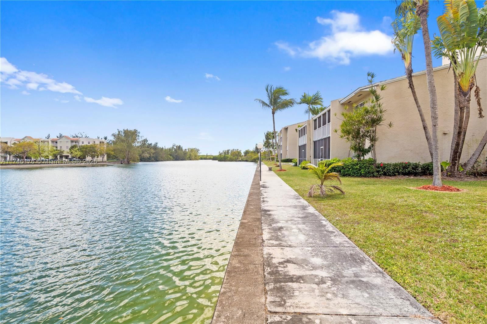 Real estate property located at 21133 85th Ave #103, Miami-dade, Cove Condo Phase Ii, The, Cutler Bay, FL