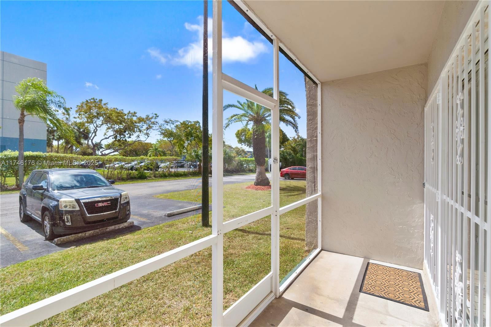 Real estate property located at 21133 85th Ave #103, Miami-dade, Cove Condo Phase Ii, The, Cutler Bay, FL