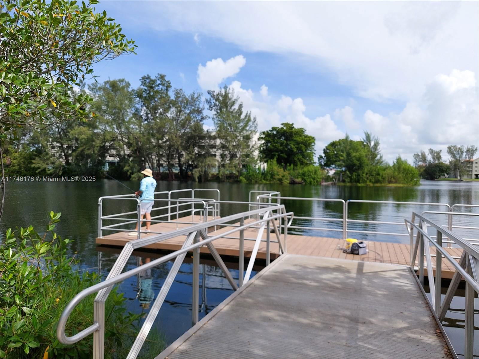 Real estate property located at 21133 85th Ave #103, Miami-dade, Cove Condo Phase Ii, The, Cutler Bay, FL