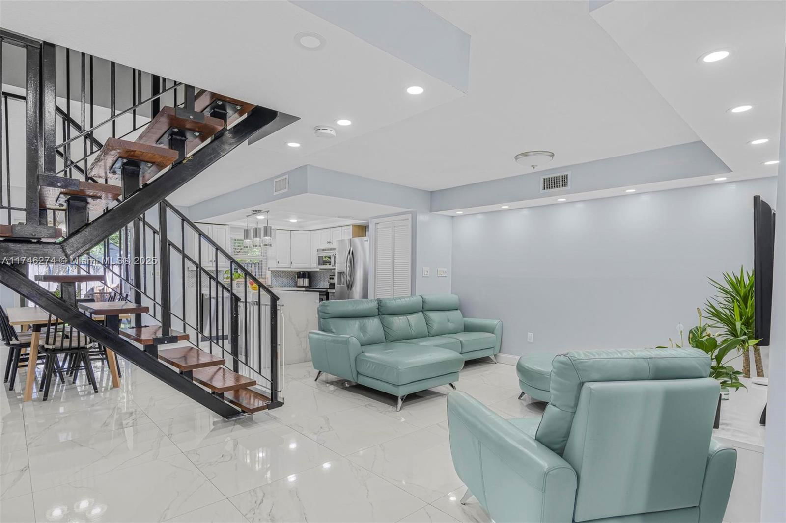 Real estate property located at 1121 104th Ct #0, Miami-dade, Port Sub, Miami, FL