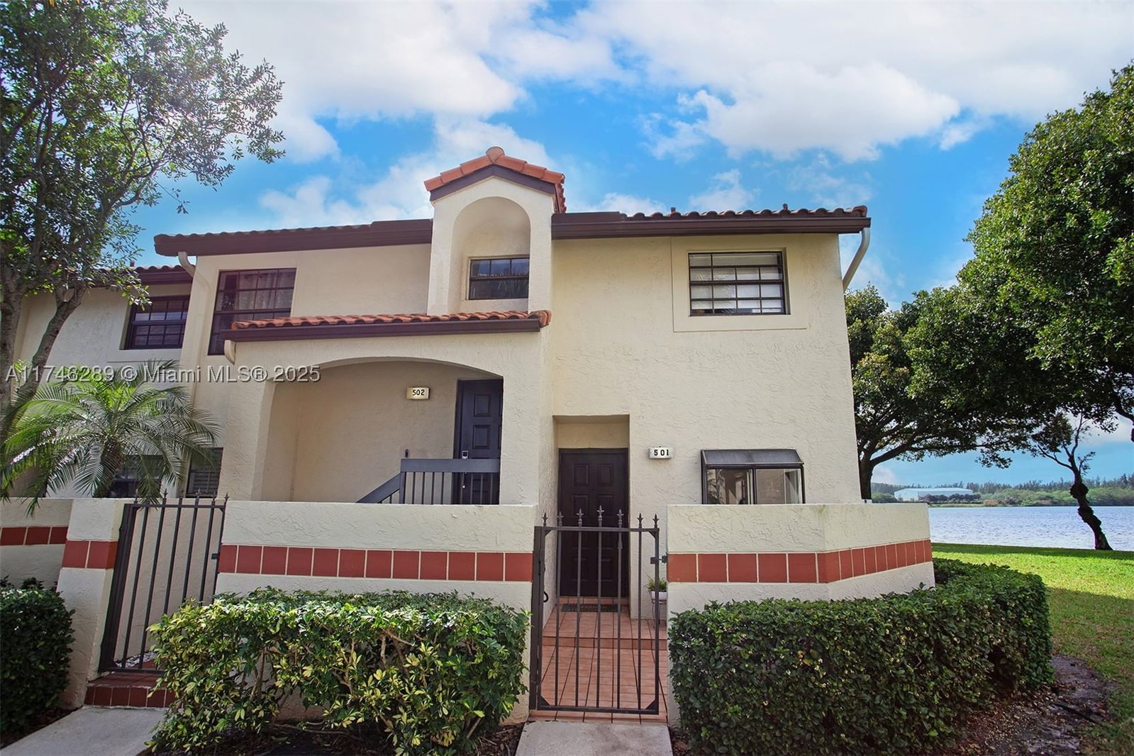 Real estate property located at 501 Republic Ct #501, Broward, Republic Square Condo, Deerfield Beach, FL