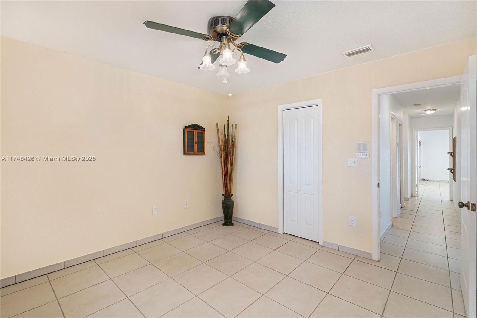 Real estate property located at 240 136th Pl, Miami-dade, University Park West Sec, Miami, FL