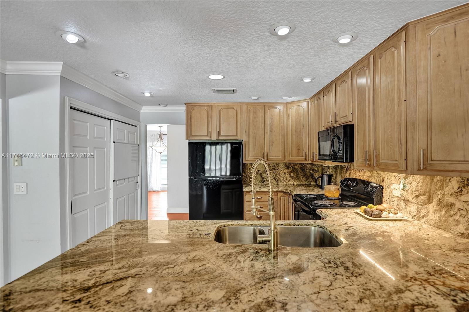 Real estate property located at 1368 86th Way, Broward, Ramblewood South, Coral Springs, FL