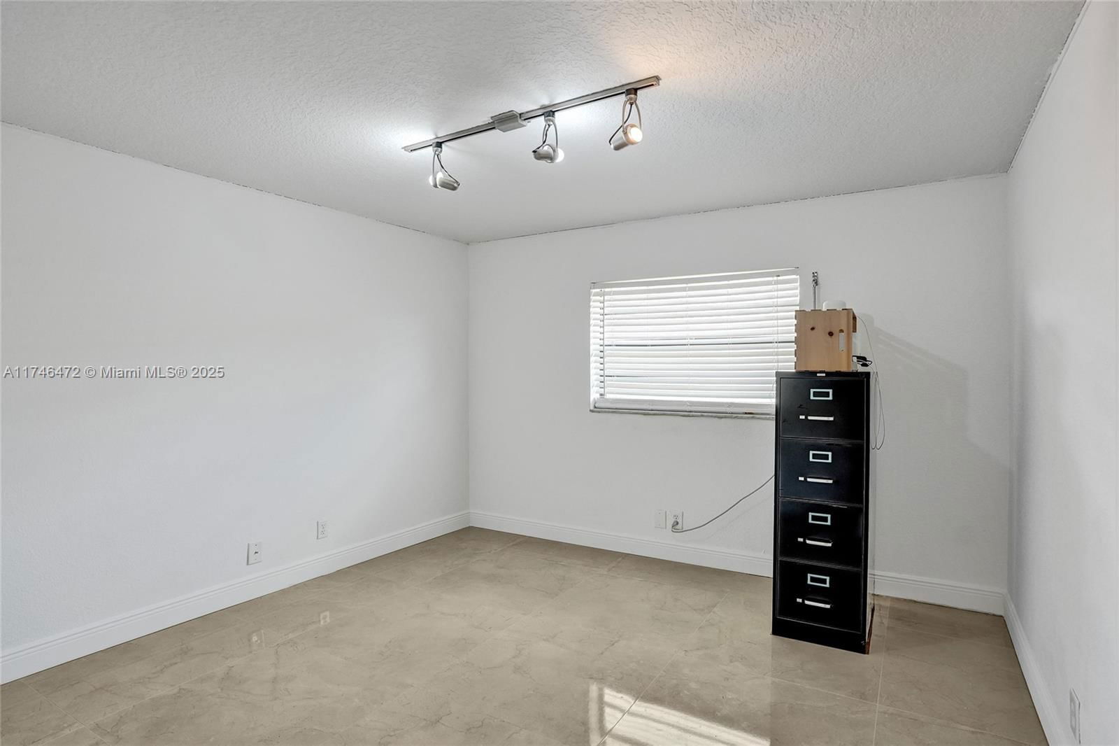 Real estate property located at 1368 86th Way, Broward, Ramblewood South, Coral Springs, FL