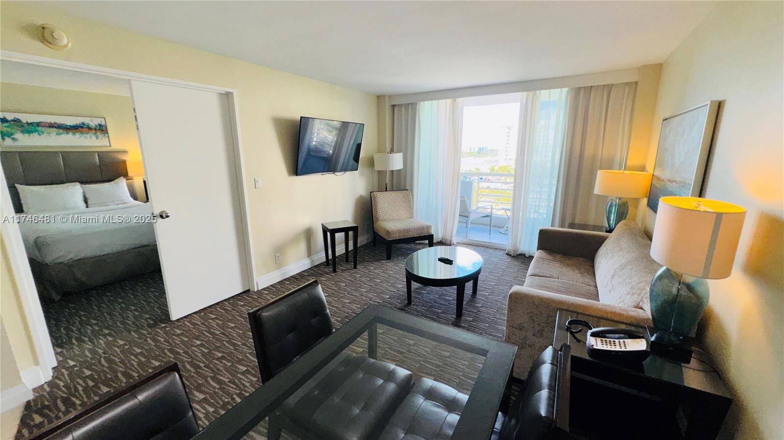 Real estate property located at 2670 Sunrise Blvd #615, Broward, Gallery One Condo, Fort Lauderdale, FL