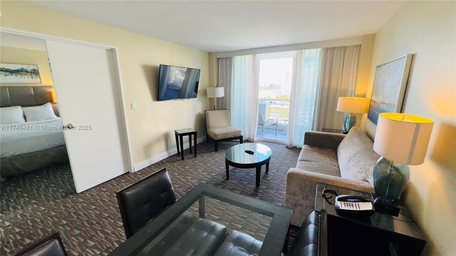 Real estate property located at 2670 Sunrise Blvd #615, Broward, Gallery One Condo, Fort Lauderdale, FL