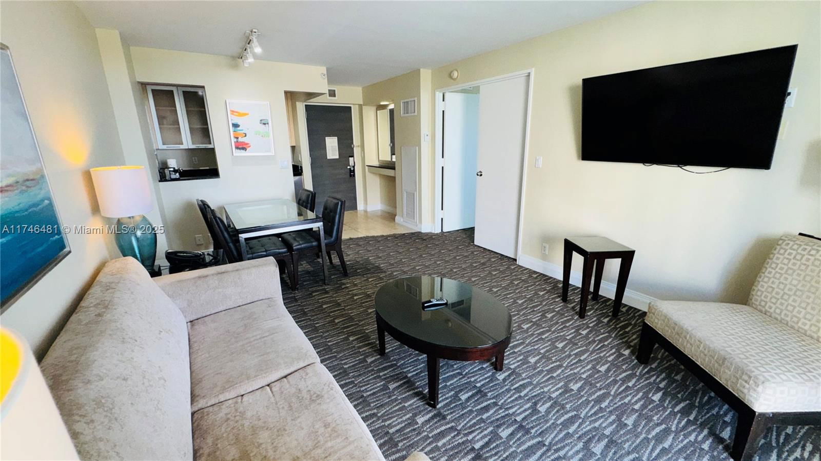 Real estate property located at 2670 Sunrise Blvd #615, Broward, Gallery One Condo, Fort Lauderdale, FL