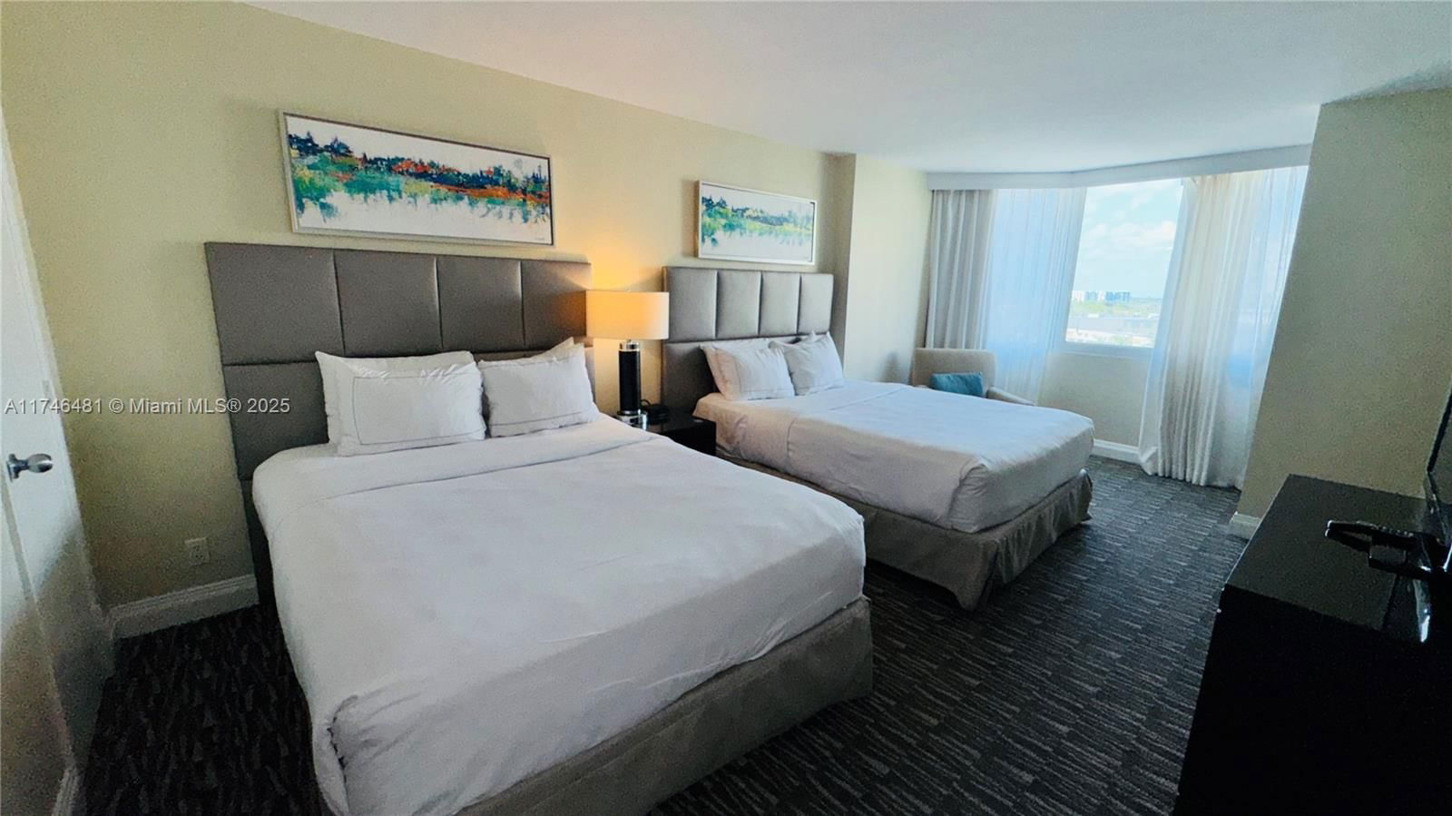 Real estate property located at 2670 Sunrise Blvd #615, Broward, Gallery One Condo, Fort Lauderdale, FL
