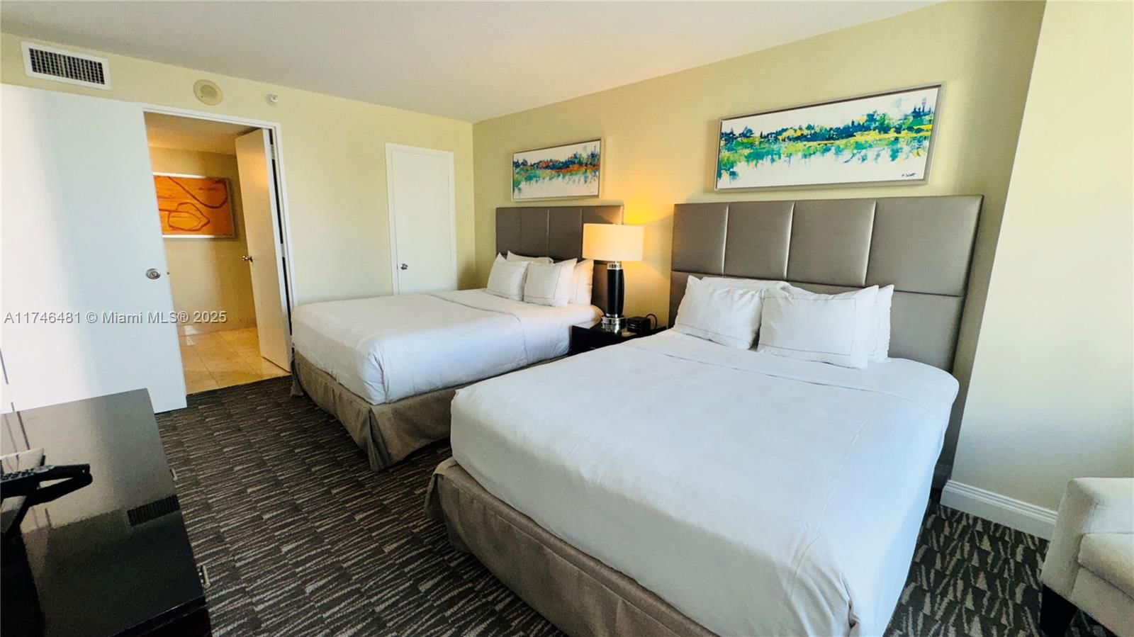 Real estate property located at 2670 Sunrise Blvd #615, Broward, Gallery One Condo, Fort Lauderdale, FL
