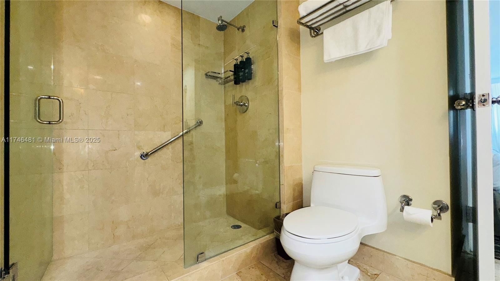 Real estate property located at 2670 Sunrise Blvd #615, Broward, Gallery One Condo, Fort Lauderdale, FL