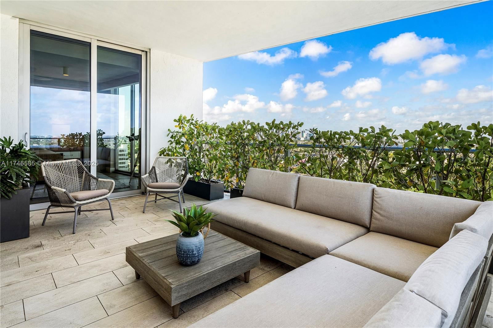 Real estate property located at 1180 Federal Hwy #1501, Broward, Riva, Fort Lauderdale, FL