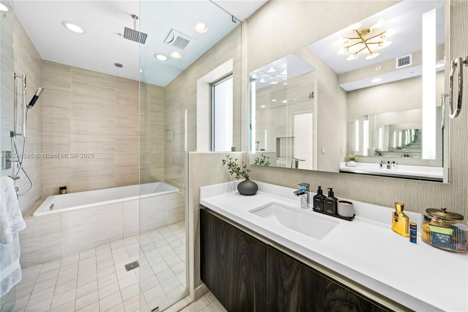 Real estate property located at 1180 Federal Hwy #1501, Broward, Riva, Fort Lauderdale, FL