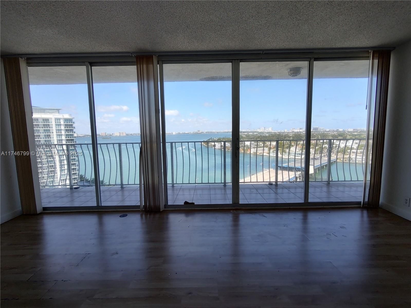 Real estate property located at 7601 Treasure Dr #2017, Miami-dade, The Grandview Palace Condo, North Bay Village, FL