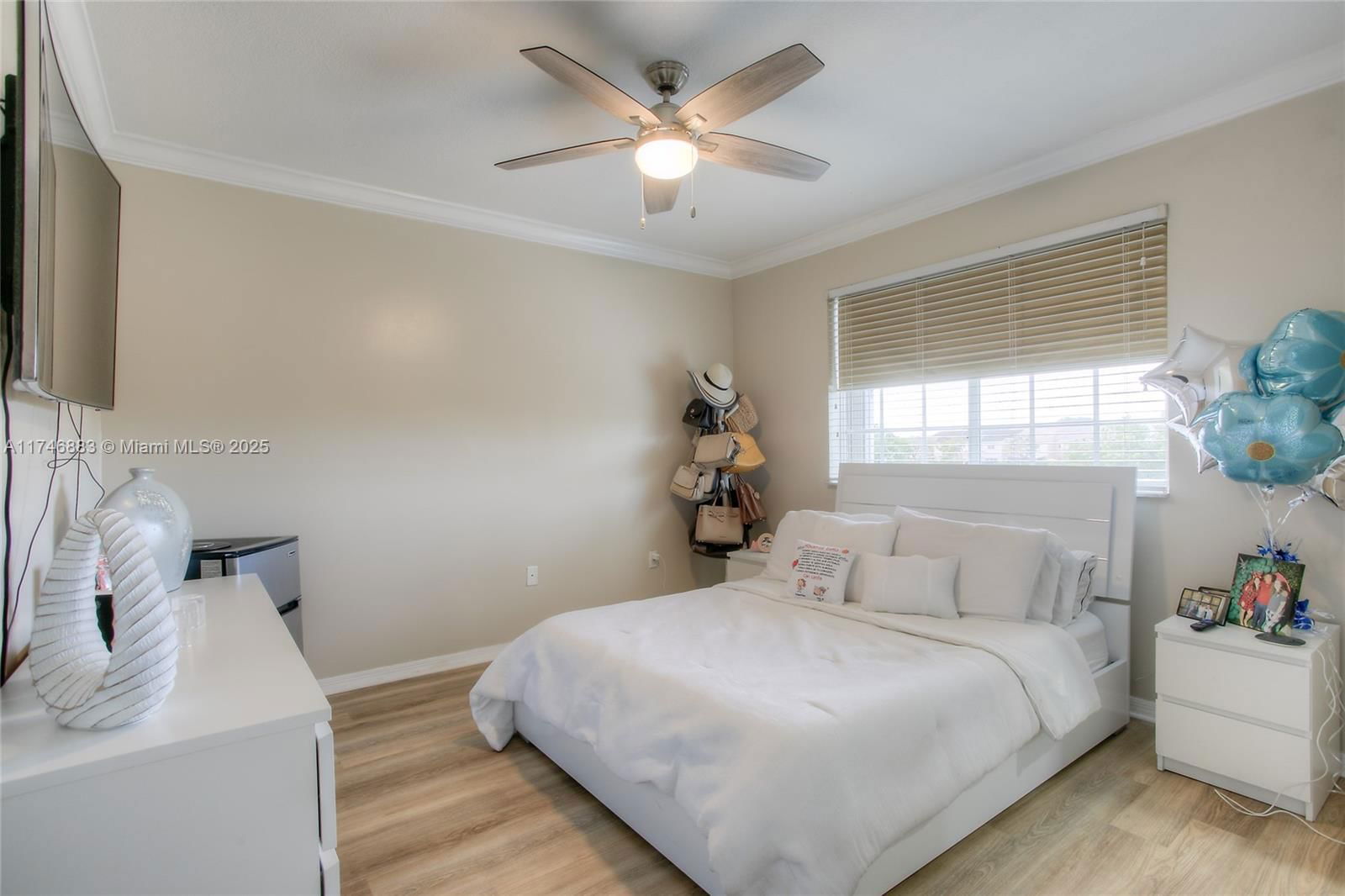 Real estate property located at 3794 152nd Pl, Miami-dade, Llanos At Bird Road, Miami, FL