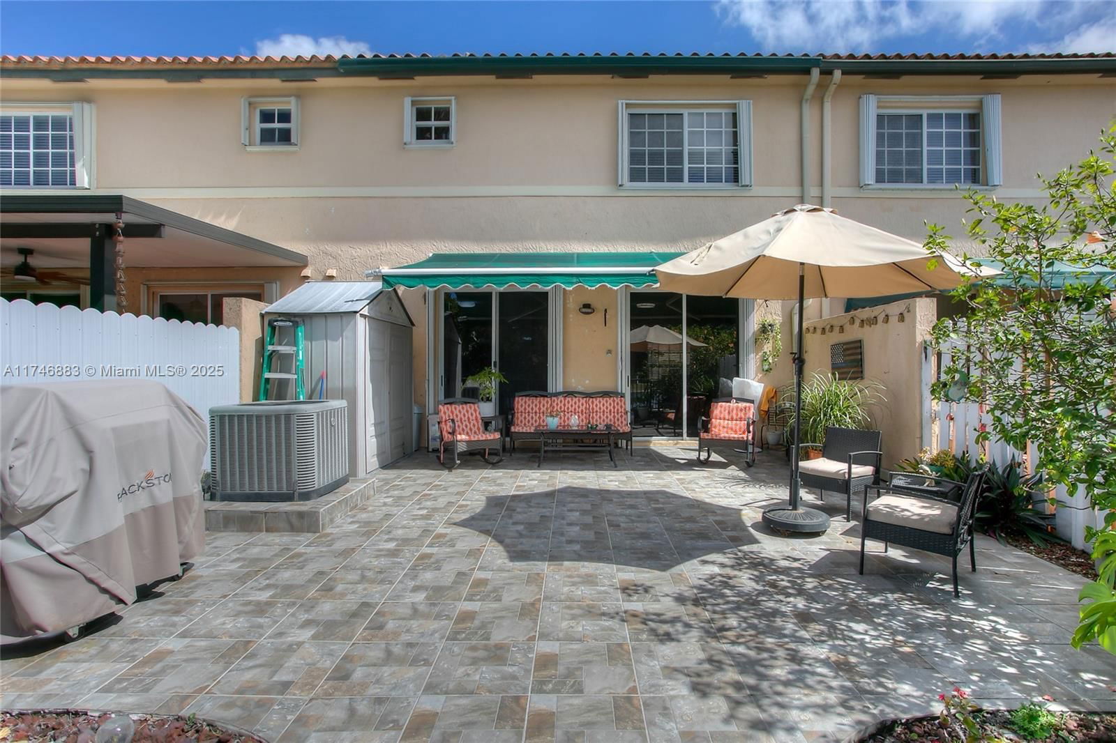 Real estate property located at 3794 152nd Pl, Miami-dade, Llanos At Bird Road, Miami, FL