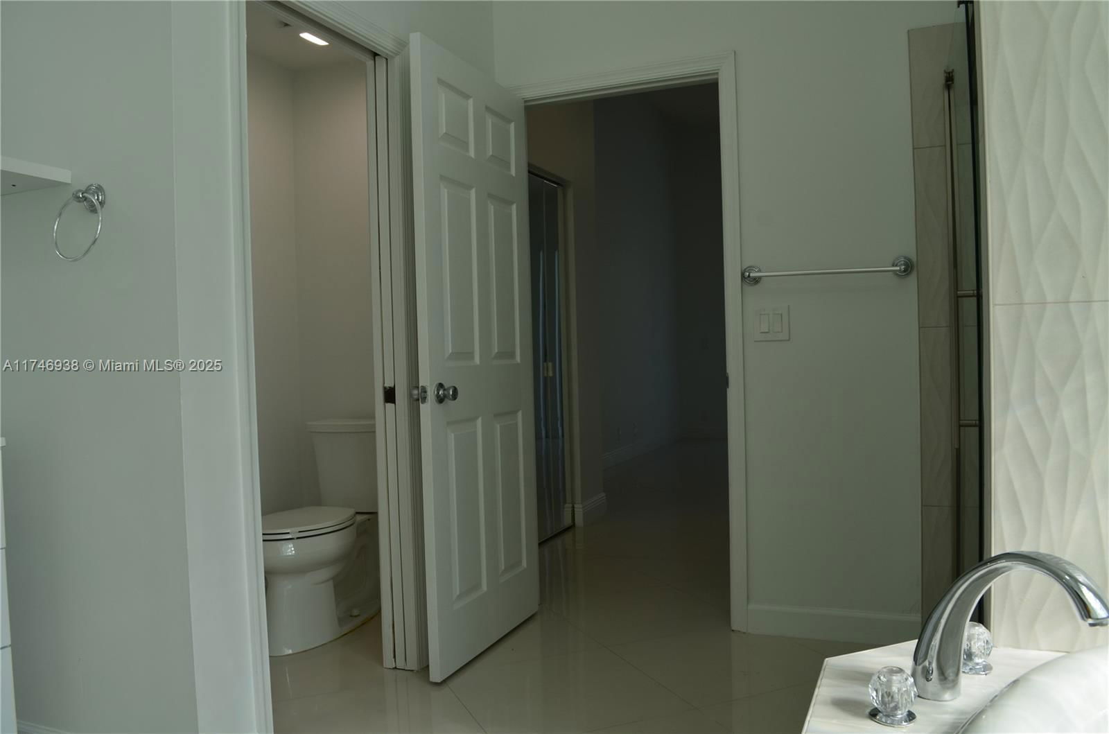 Real estate property located at 7700 29th St, Broward, Holiday Springs Village S, Margate, FL