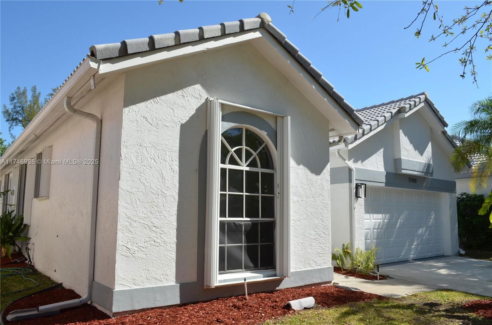 Real estate property located at 7700 29th St, Broward, Holiday Springs Village S, Margate, FL