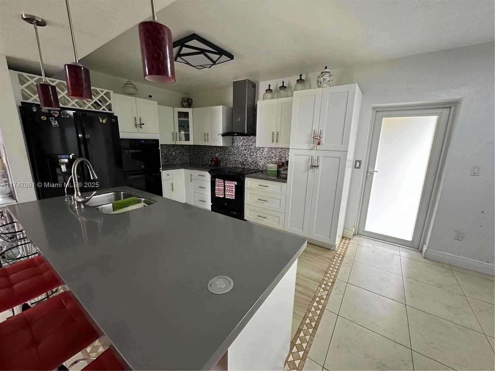 Real estate property located at 1197 105th Ter, Miami-dade, North Silver Crest Addpb, Miami, FL