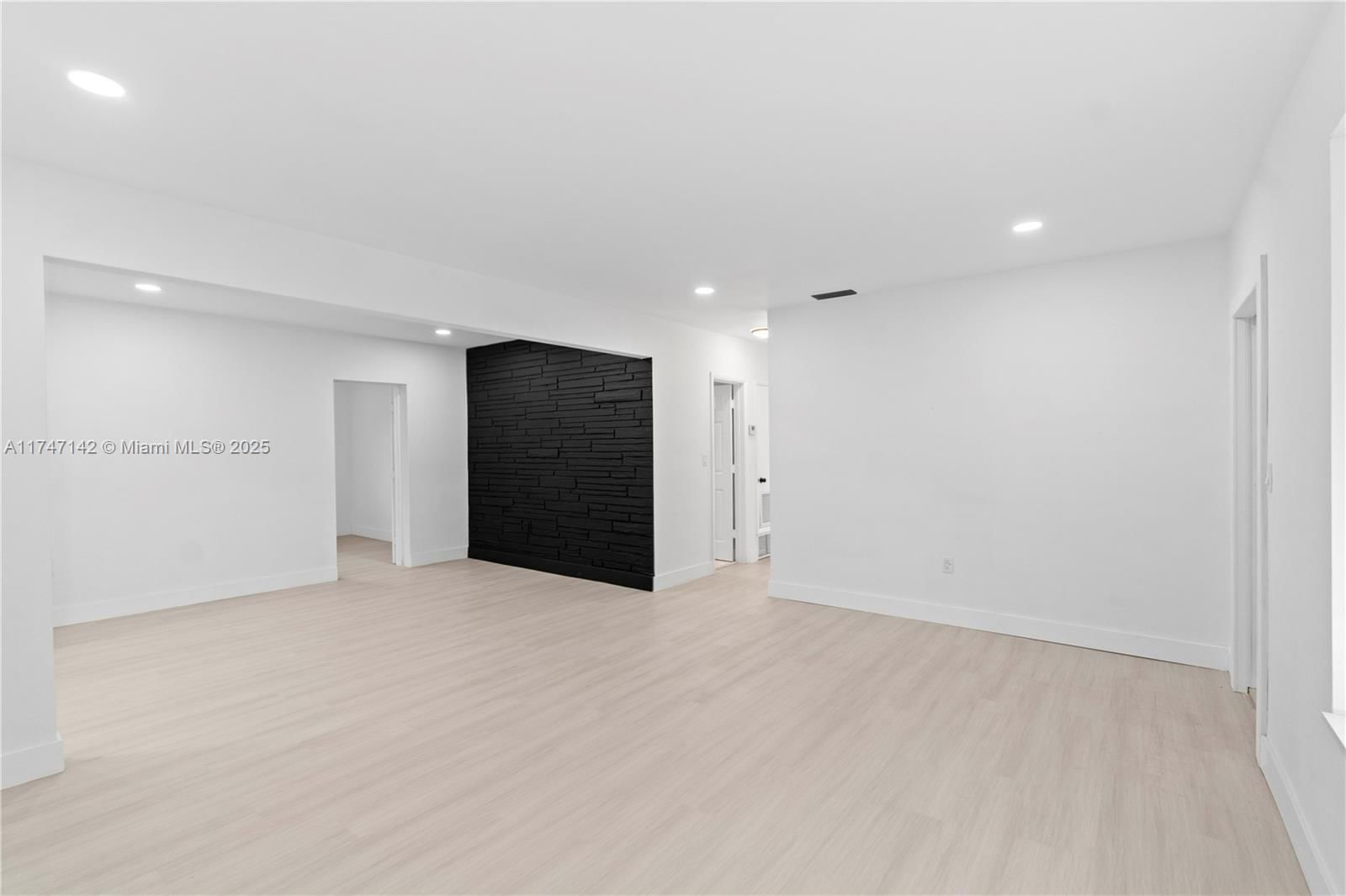 Real estate property located at 6651 Miramar Pkwy, Broward, Miramar Park, Miramar, FL