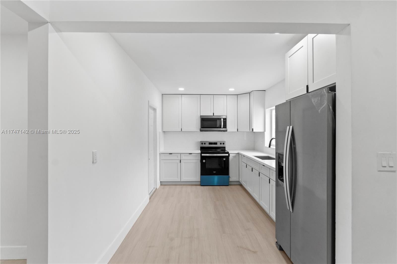 Real estate property located at 6651 Miramar Pkwy, Broward, Miramar Park, Miramar, FL