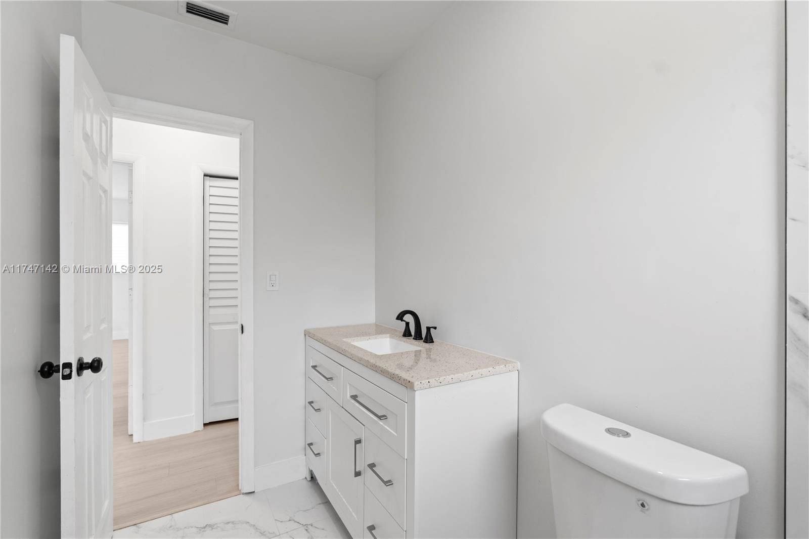 Real estate property located at 6651 Miramar Pkwy, Broward, Miramar Park, Miramar, FL