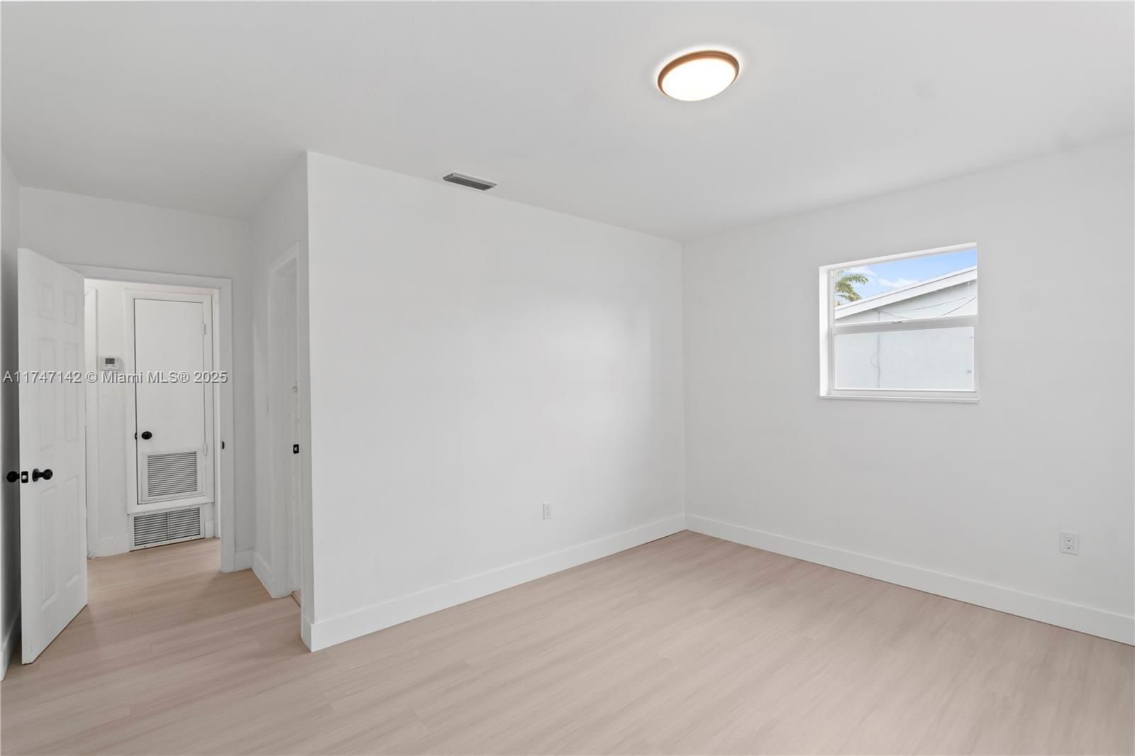 Real estate property located at 6651 Miramar Pkwy, Broward, Miramar Park, Miramar, FL