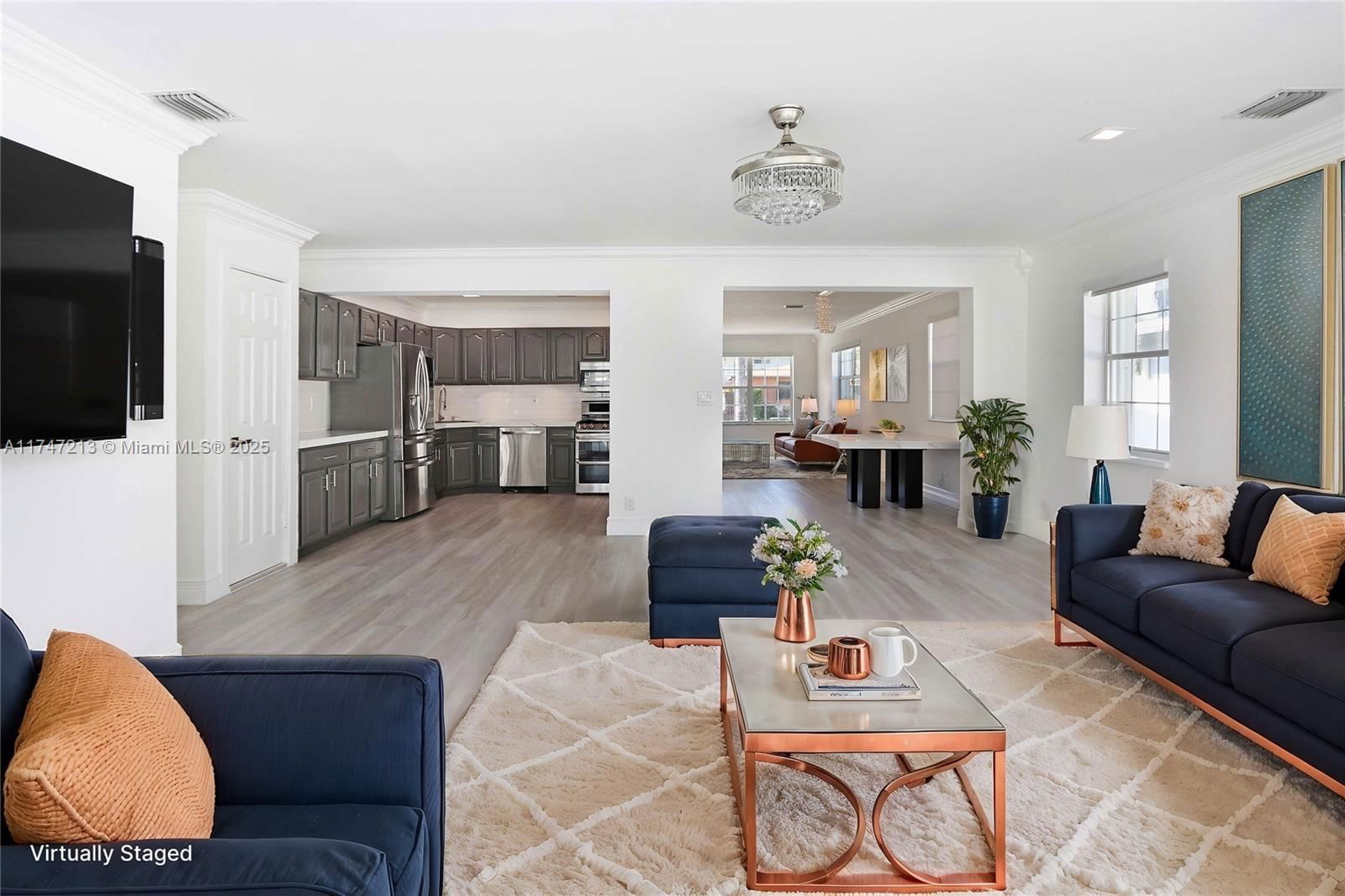Real estate property located at 1011 14th Ave, Broward, Country Club Homes, Hollywood, FL
