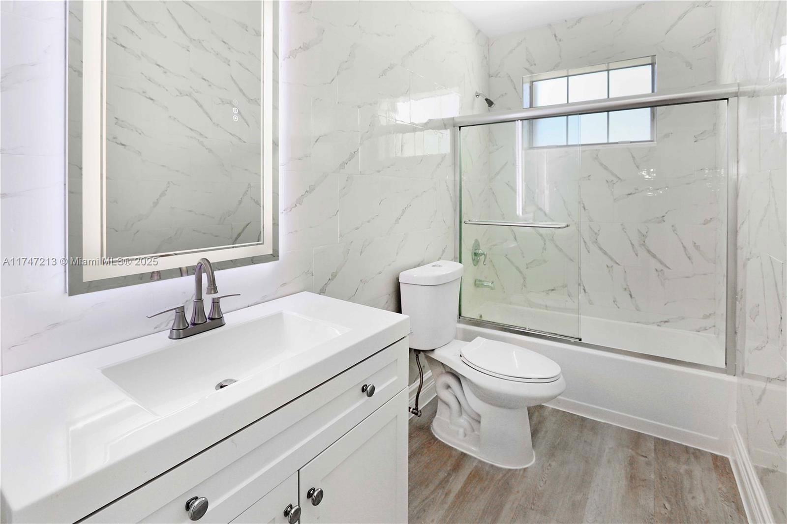 Real estate property located at 1011 14th Ave, Broward, Country Club Homes, Hollywood, FL