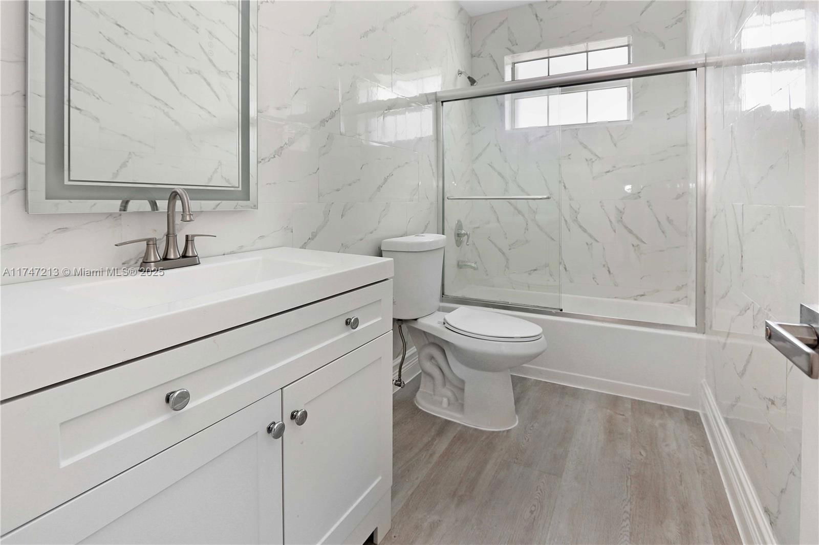Real estate property located at 1011 14th Ave, Broward, Country Club Homes, Hollywood, FL