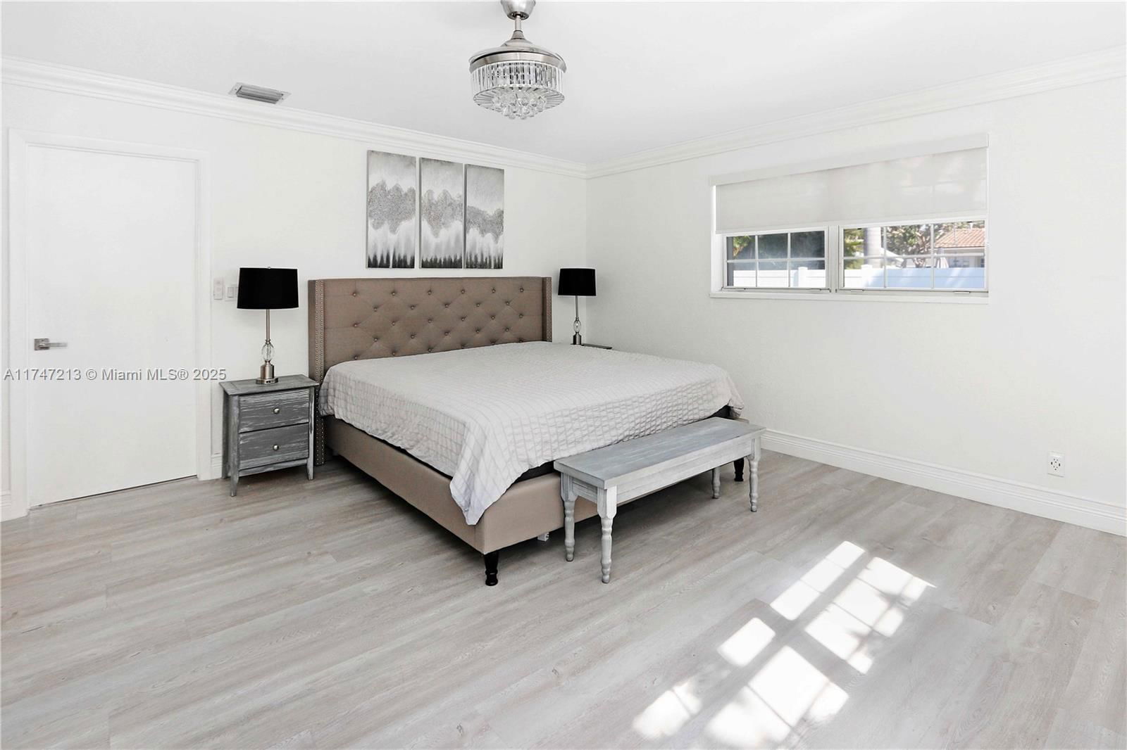 Real estate property located at 1011 14th Ave, Broward, Country Club Homes, Hollywood, FL