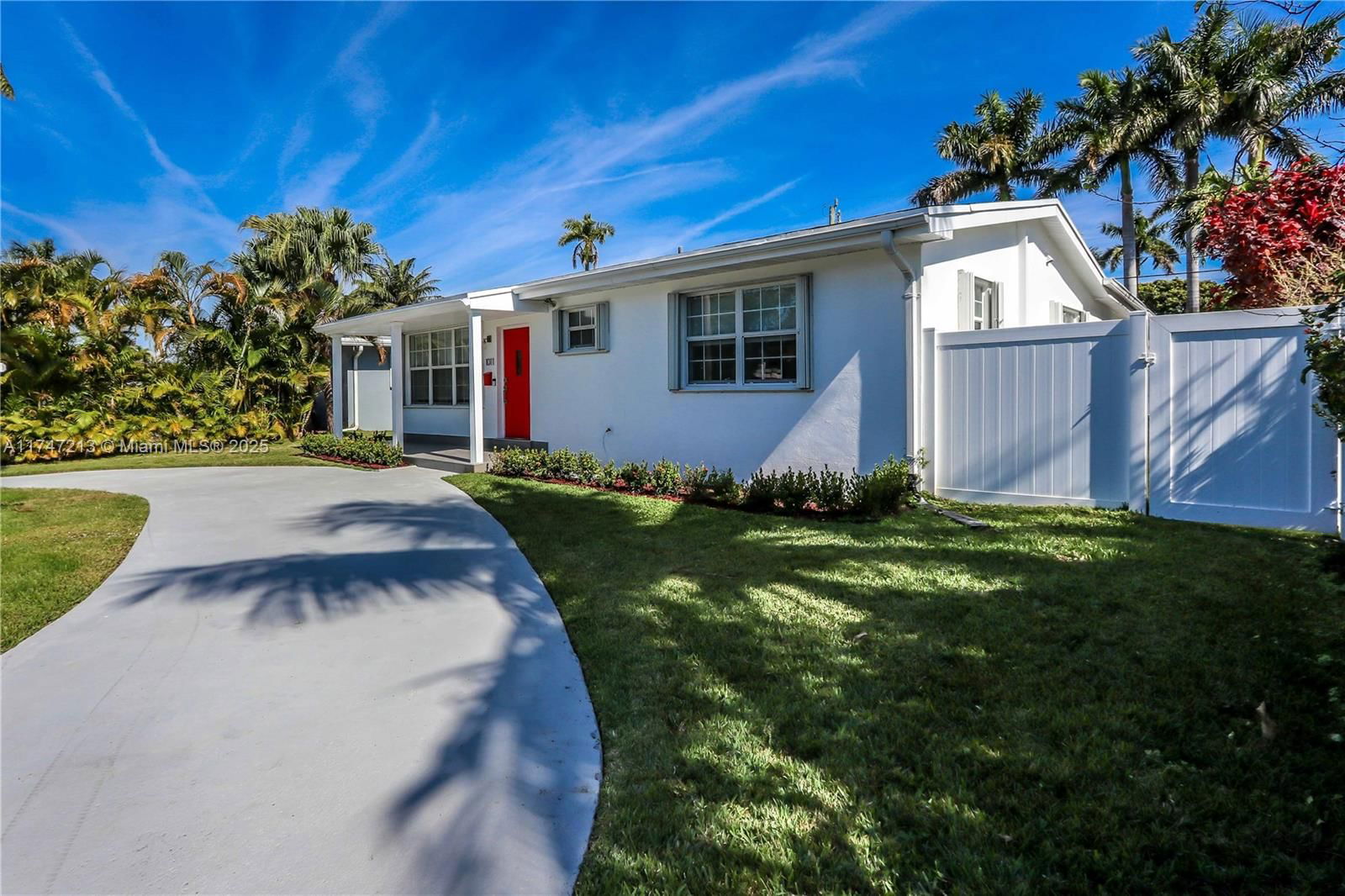 Real estate property located at 1011 14th Ave, Broward, Country Club Homes, Hollywood, FL