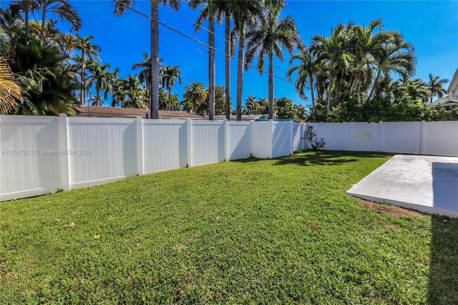 Real estate property located at 1011 14th Ave, Broward, Country Club Homes, Hollywood, FL