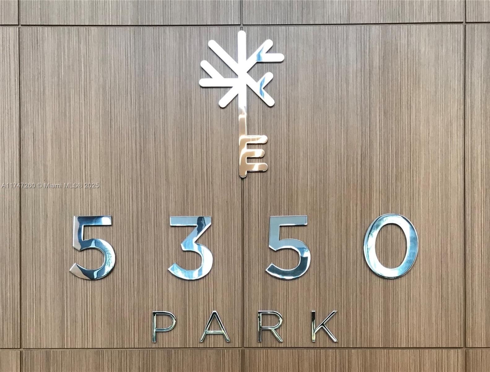 Real estate property located at 5350 84th Ave #601, Miami-dade, 5350 Park Condo, Doral, FL