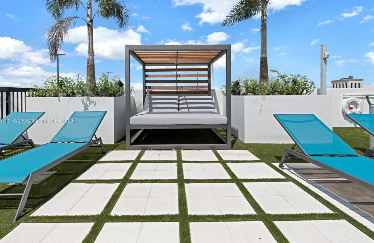 Real estate property located at 5350 84th Ave #601, Miami-dade, 5350 Park Condo, Doral, FL