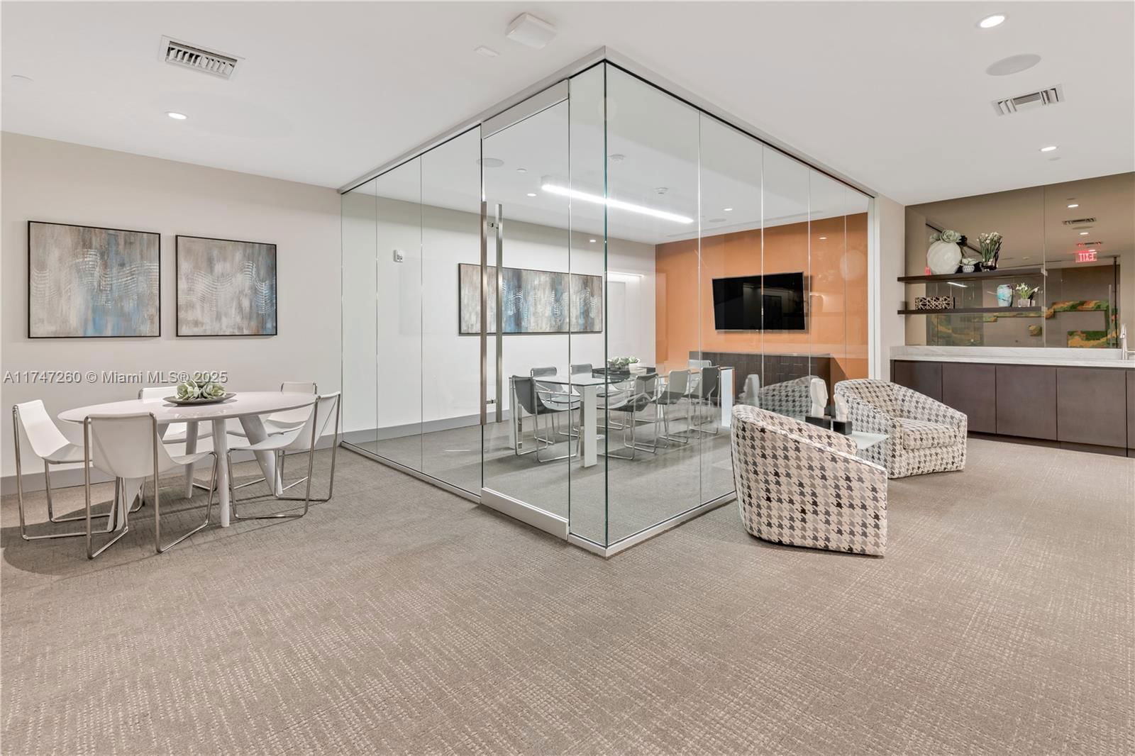 Real estate property located at 5350 84th Ave #601, Miami-dade, 5350 Park Condo, Doral, FL