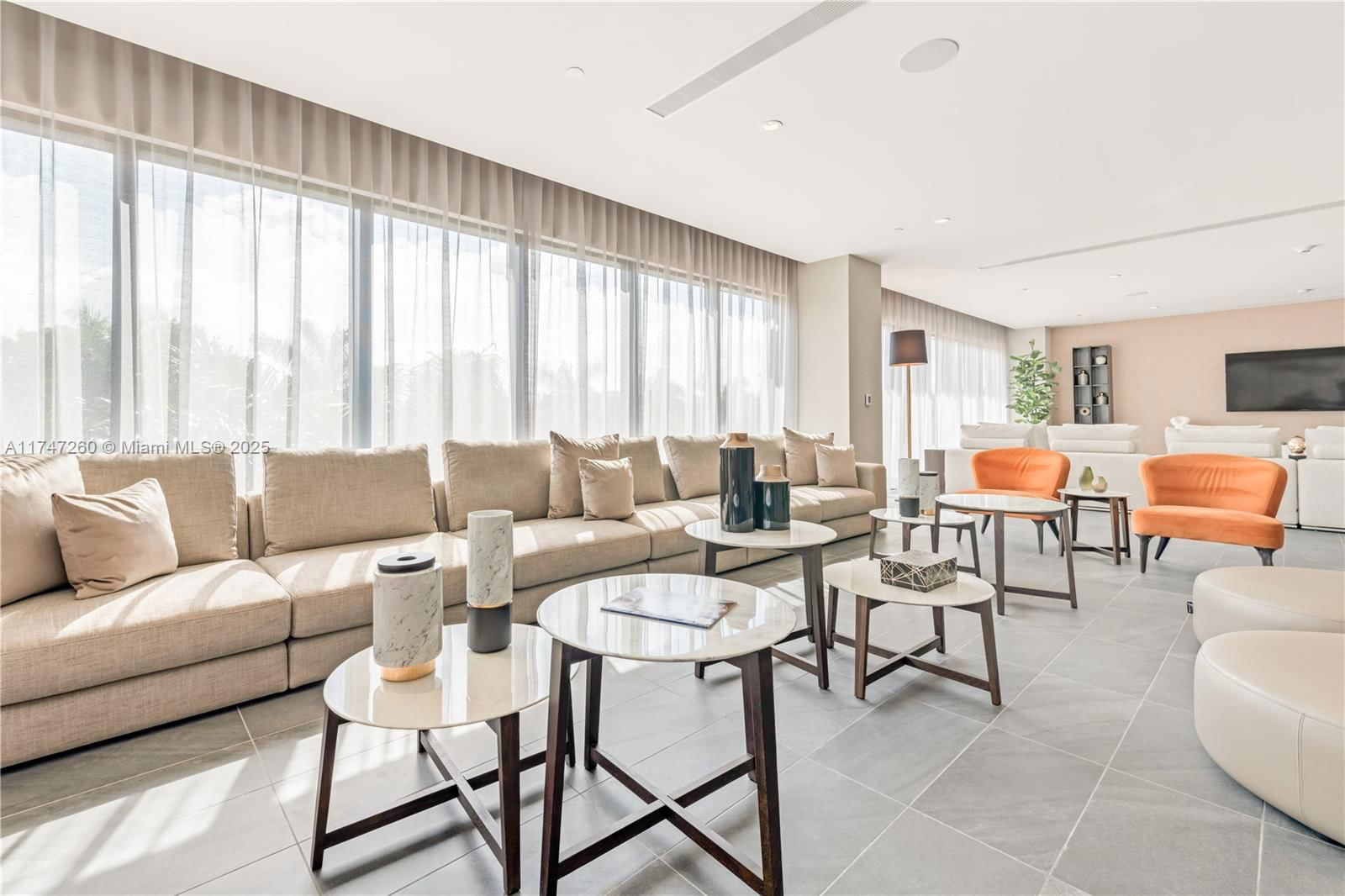 Real estate property located at 5350 84th Ave #601, Miami-dade, 5350 Park Condo, Doral, FL