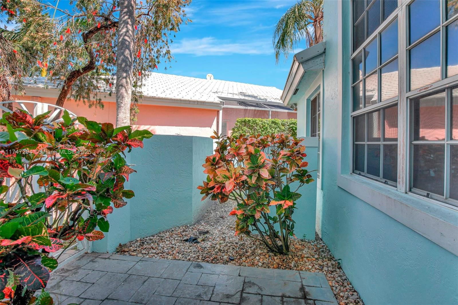 Real estate property located at 15260 Wilshire Ct, Broward, Hollywood Lakes Country C, Pembroke Pines, FL
